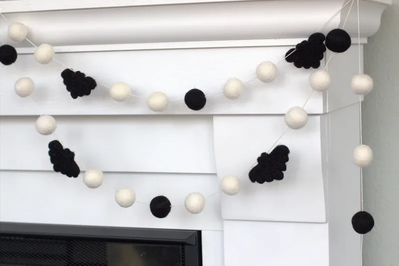 Bat Halloween Garland- Black & White