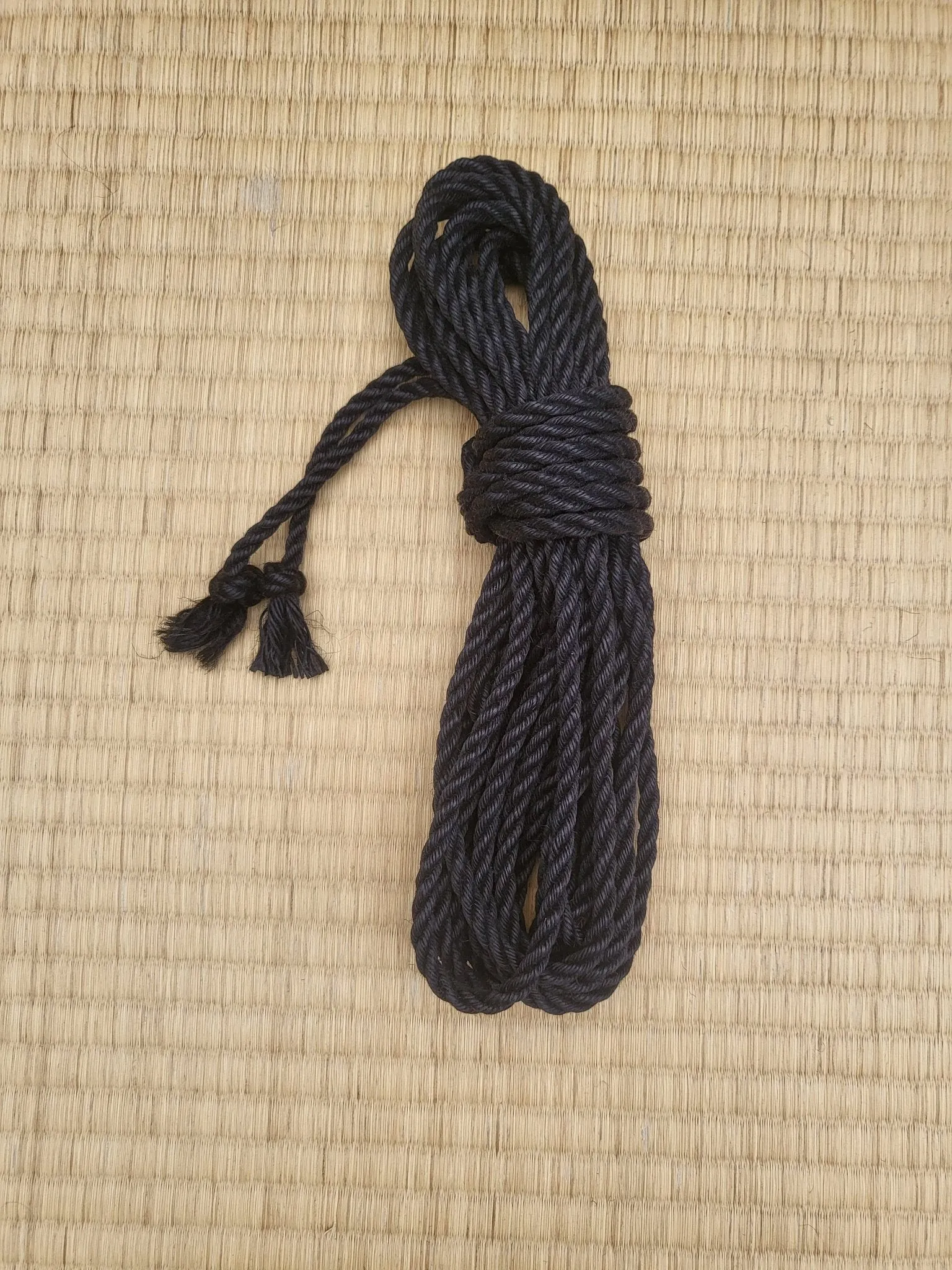 Raven Black - Fully treated Jute shibari rope