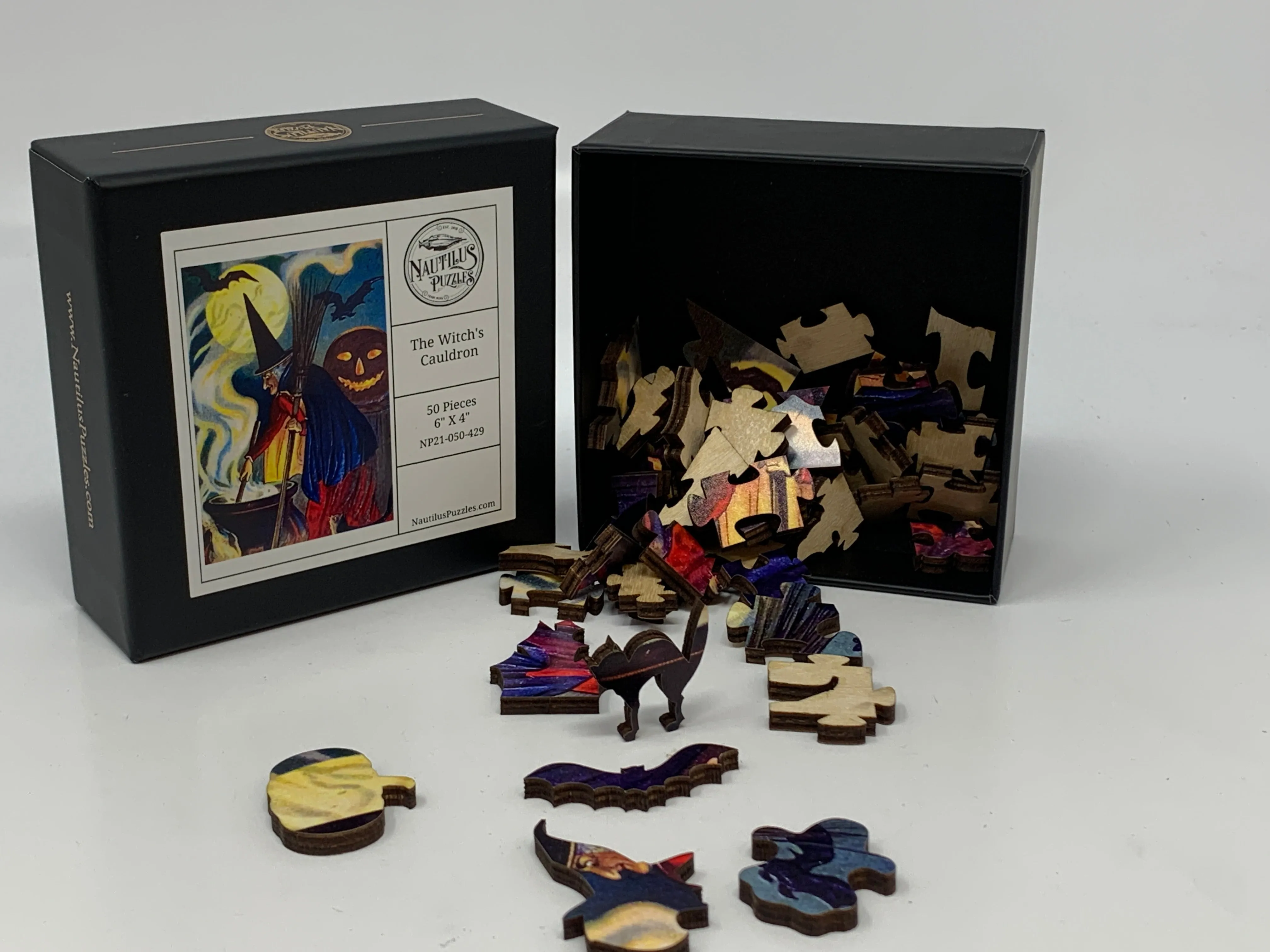 The Witches Cauldron (50 Pieces) Mini Halloween Wooden Jigsaw Puzzle